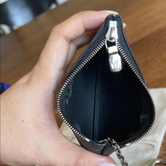 Louis Vuitton Black Damier Graphite Key Pouch - Picture 11 of 15